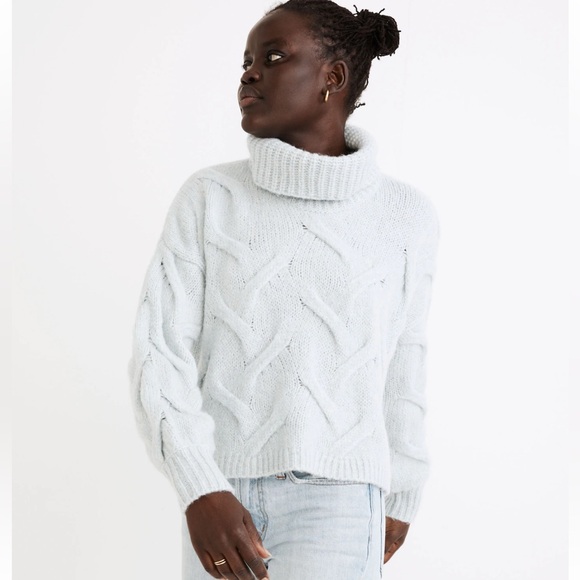 Madewell Tops - Madewell turtleneck sweatshirt long sleeve